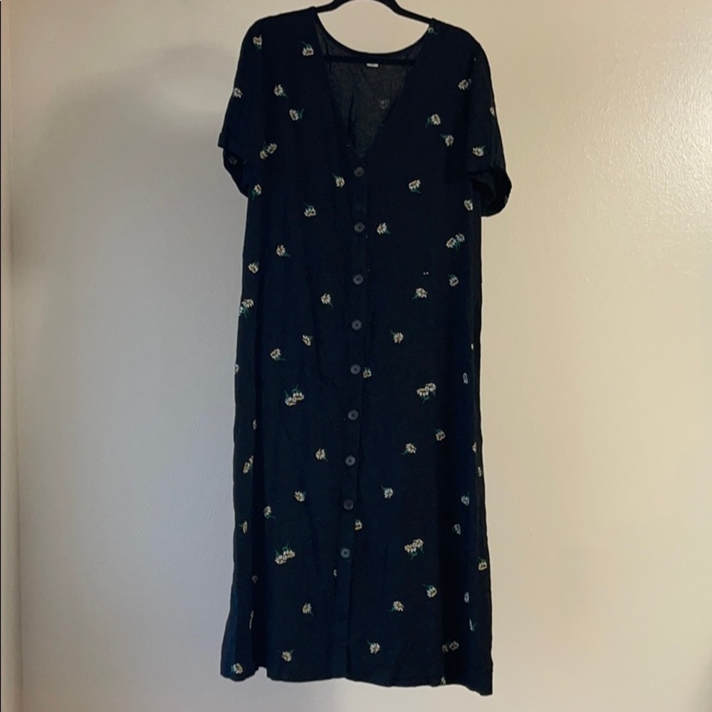 Daisy dress button up